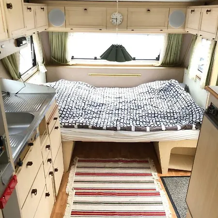 Wiesen Camping Kellermann * München